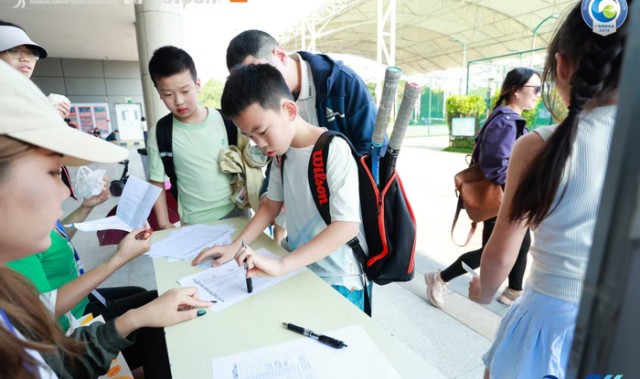 九游平台官网-广西青少年网球排名赛开启，规模再创新高，首次增设 U18 组别|赛事|柳州|柳东|比赛|运动员_新浪体育_新浪新闻